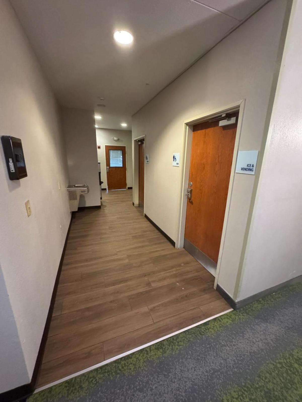 Wyndham Garden Anchorage Airport Hotel Kültér fotó